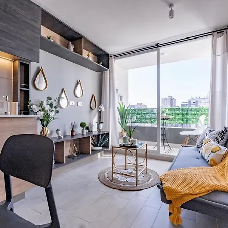 Tu Segundo Hogar, En El Corazon De Santiago Apartamento
